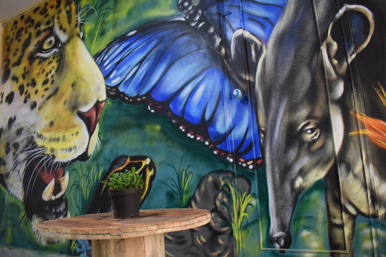 Serrania Hostal Medellín Eksteriør billede